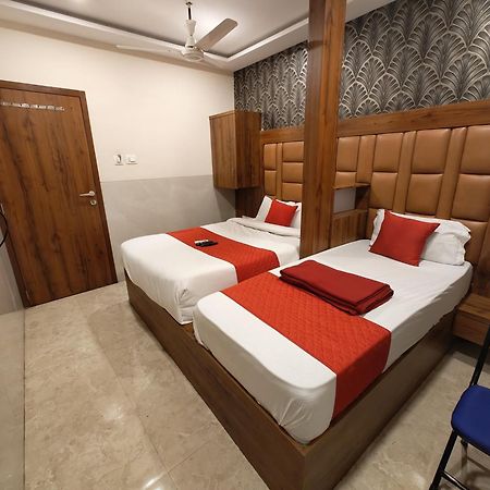 Hotel Dream Palace Residency - Near To Us Embassy Bkc מומביי מראה חיצוני תמונה