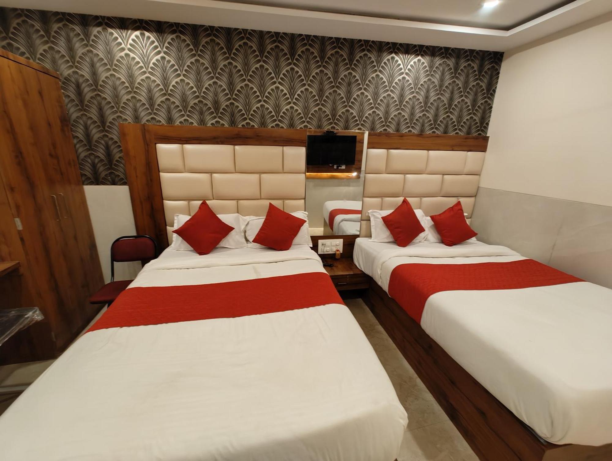 Hotel Dream Palace Residency - Near To Us Embassy Bkc מומביי מראה חיצוני תמונה
